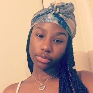 Meet your Posher, Gina